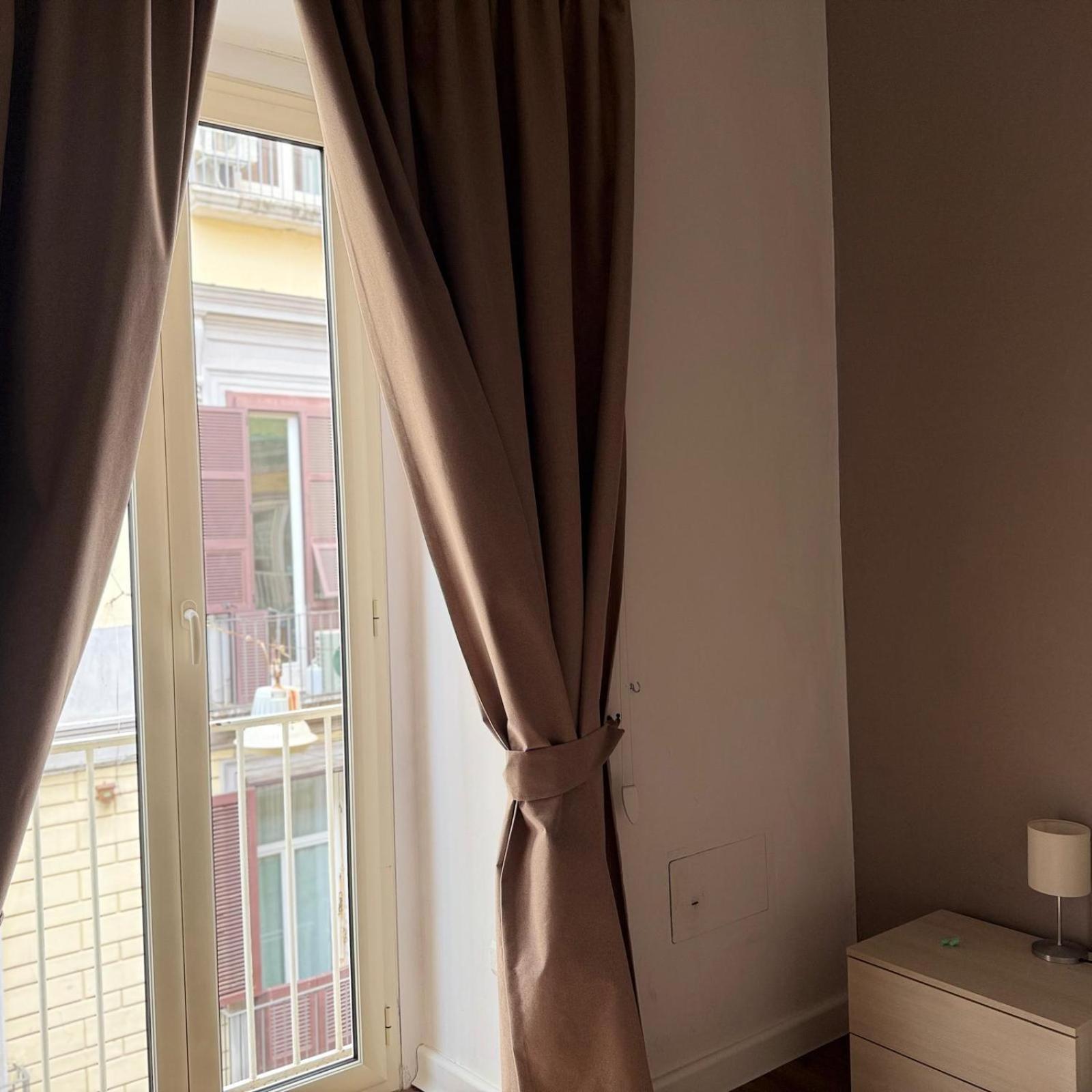Chiaia Suites Neapol Pokoj fotografie