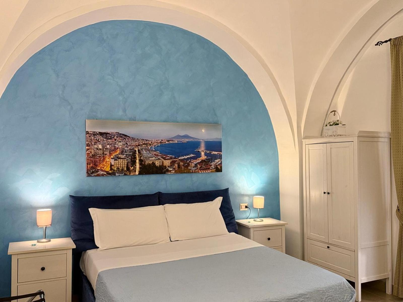 Chiaia Suites Neapol Pokoj fotografie